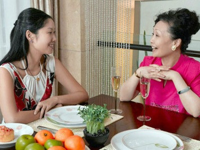 Bố mẹ chồng hay nói xấu sau lưng