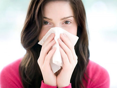 Viêm tai vì xì mũi không đúng cách