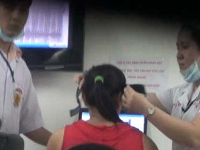 Đình chỉ hoạt động 'máy soi bá bệnh'