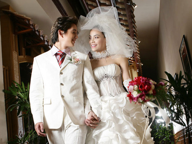 Ngắm Hồ Ngọc Hà 'kết hôn'