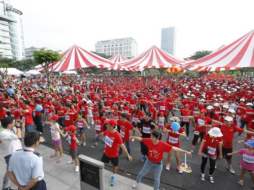 Giới trẻ cuồng nhiệt với với “Dance with Coca-Cola”
