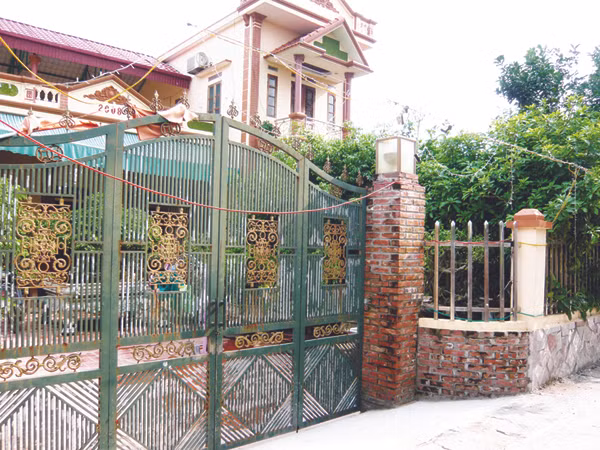 'Bão' lừa ngàn tỷ tàn phá làng quê
