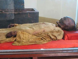 Giả mã xác ướp người Việt cổ