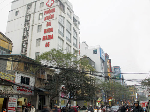 Bất lực trước nạn bác sĩ Trung Quốc khám chui?