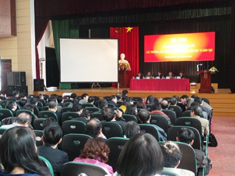 Thứ trưởng GD-ĐT: Ngân sách khó khăn nhưng phải đảm bảo quỹ lương