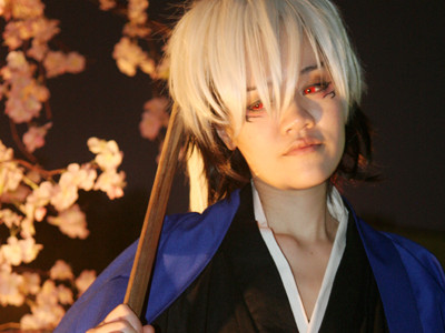 Teen nữ hấp dẫn với thời trang Cosplay