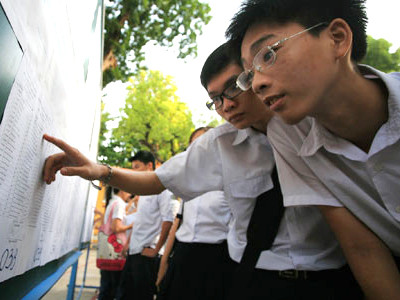 Điểm chuẩn nhiều trường bằng điểm sàn