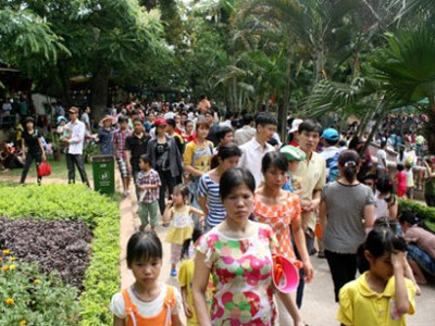 Hà Nội: Khu vui chơi kín người dịp nghỉ lễ 2-9