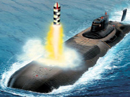 Khoét núi xây hầm chứa hơn 100 quả lửa