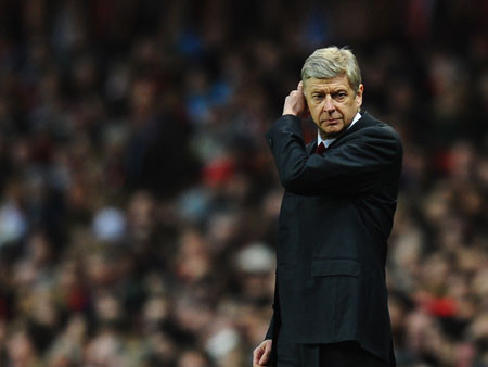 Wenger nổi điên vì lịch thi đấu của Arsenal