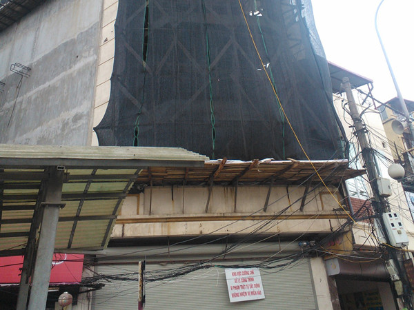 Giơ cao đánh khẽ?