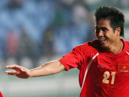 Việt Thắng về Bình Dương với giá 9 tỷ