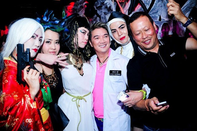 Cục Nghệ thuật "chấn chỉnh" Đàm Vĩnh Hưng