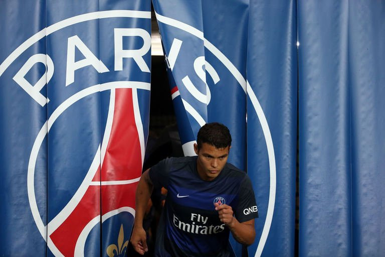 Đội trưởng PSG báo nghỉ dài hạn qua Instagram