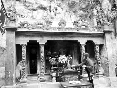 Đền đá nghìn tuổi và 'vũng máu' của 1.000 binh sỹ