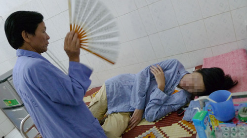 Game thủ... nhập viện