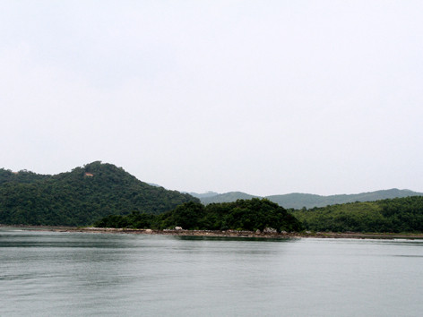 Tại sao Vân Đồn?