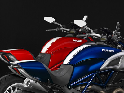 Ducati Diavel Stripe 2013 với ngoại hình thể thao