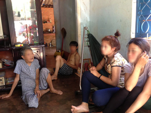 Hàng loạt phụ nữ bị kẻ bịt mặt sàm sỡ trong đêm