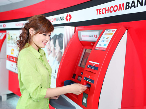 Ngân hàng tìm về dịch vụ