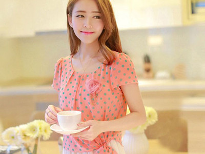 Chấm bi khuấy động mùa hè