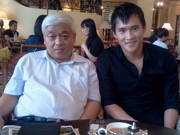 Bầu Kiên khẳng định không dùng tiền lôi kéo Công Vinh