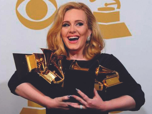 Adele tỏa sáng trong đêm trao giải thưởng âm nhạc Mỹ. Ảnh: J.Brown