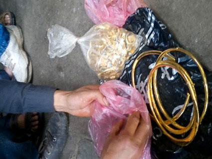 Lê Văn Luyện cướp bao nhiêu vàng?