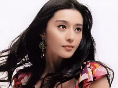 Phạm Băng Băng ‘lộ đuôi’ phẫu thuật thẩm mỹ