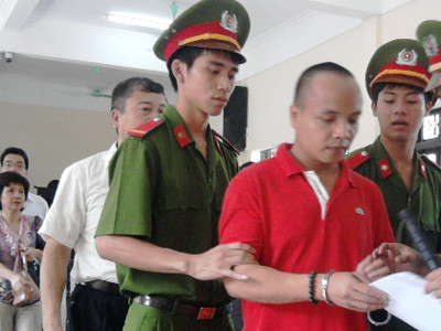 Mánh khóe của TGĐ mới học hết lớp 5 lừa 22 tỷ đồng