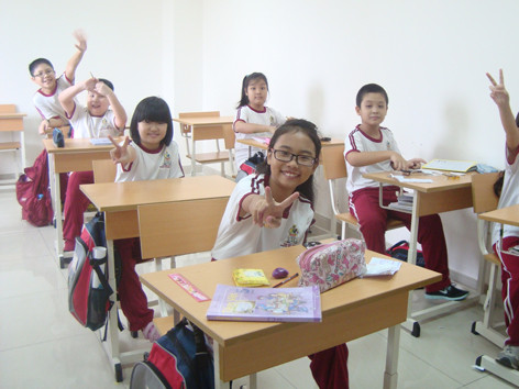 Nhà trường khẳng định Phương Mỹ Chi không bị thôi học