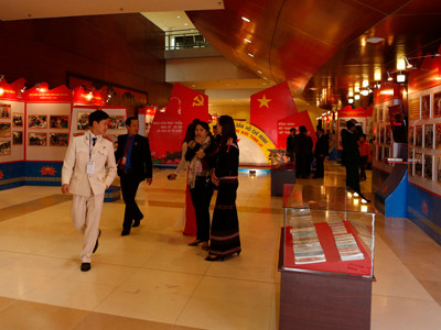 Tri ân qua triển lãm ảnh