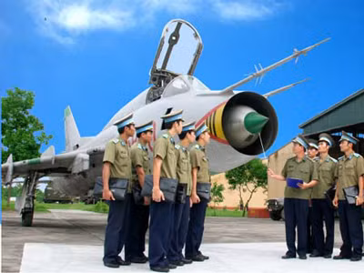 Không quân tác chiến bảo vệ biển, đảo