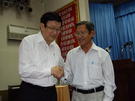 Minh bạch giá điện để dân giám sát