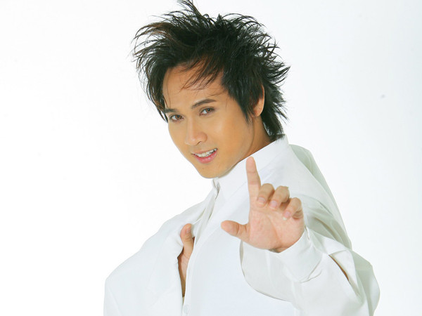 Nguyên Vũ xin lỗi kèm đổ lỗi