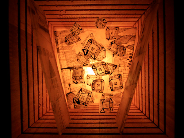 Ngắm bản đồ 3D thu nhỏ điêu khắc từ giấy