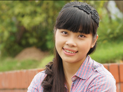 Tống Ngân Hà, lớp Điện tử Viễn thông 8A - Khoa Vô tuyến Điện tử - Học viện Kỹ thuật Quân sự Ảnh: Nguyễn Minh