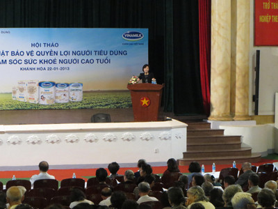 Vinamilk chăm sóc sức khoẻ cho Người cao tuổi Khánh Hoà
