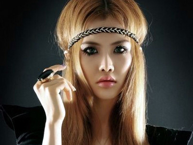 Nữ ca sĩ nổi tiếng Trung Quốc chết vì phẫu thuật thẩm mỹ