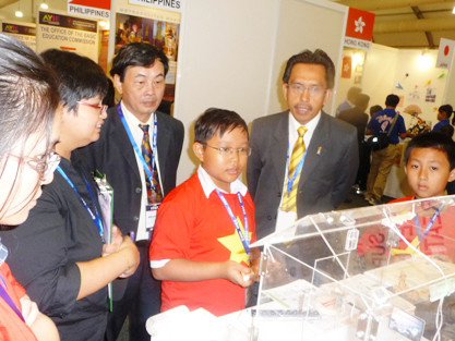 Cậu bé 12 tuổi mê lập trình