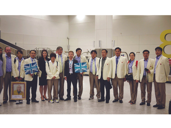 Đoàn TTVN đặt chân đến London