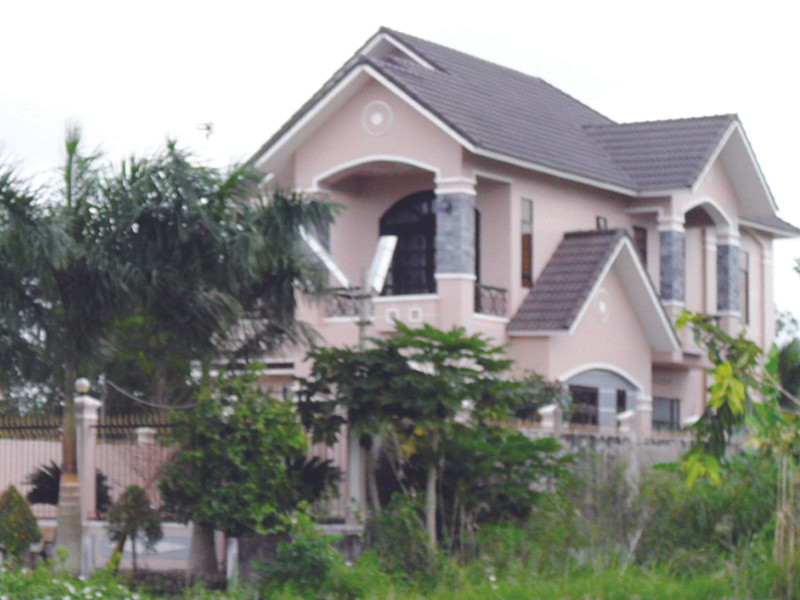 Biệt thự của ông Mười. Ảnh: Tuấn Anh