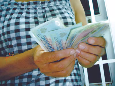 Nở rộ cho vay nặng lãi