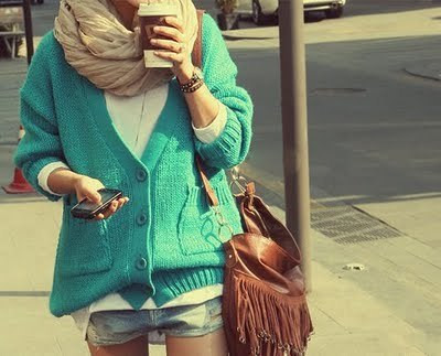 Mặc áo cardigan hoàn hảo nhất