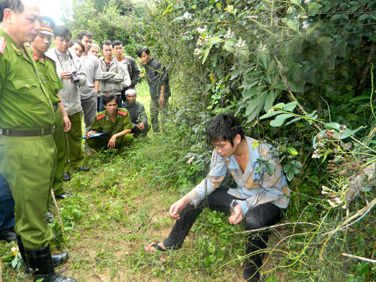 Giết người cướp vàng để đi... siêu thị