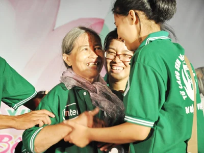 Người đàn bà thép xuyên Việt