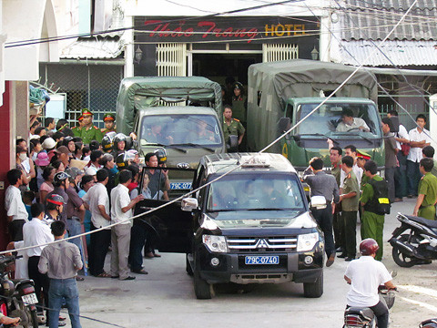 Bắt nhóm tội phạm công nghệ cao người nước ngoài