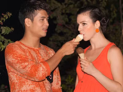 Bắt gặp Trương Thế Vinh tình tứ với bạn nhảy