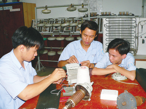 Vấn đề việc làm rất quan trọng đối với việc thu hút học sinh trung cấp