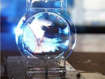 Màn hình 3D làm từ 'bong bóng xà phòng'